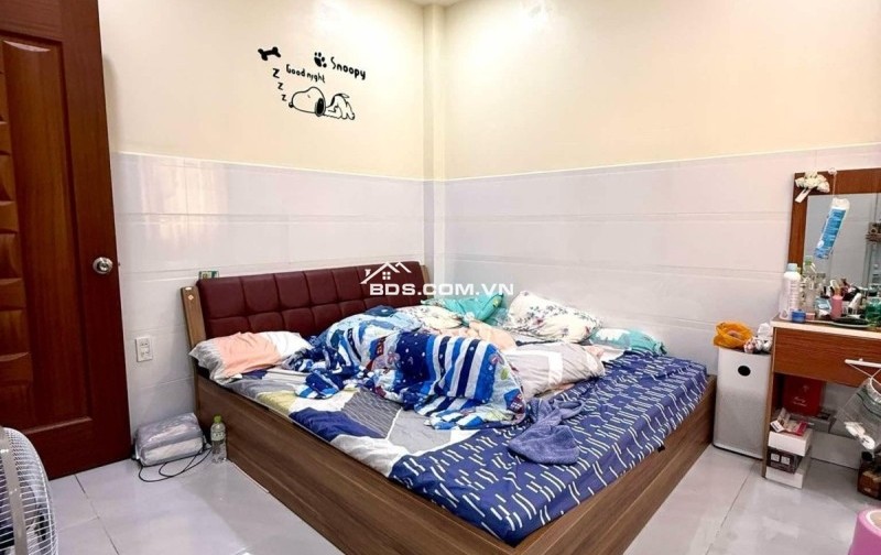 Bán nhà 5 Tầng, mới đẹp Phạm Văn Hai, P.3 Tân Bình, 58m2, 6PN Hoàn Công Đủ. Chỉ nhỉnh 7 tỷ .